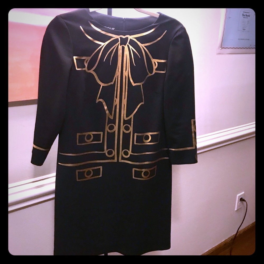 Boutique Moschino black dress
